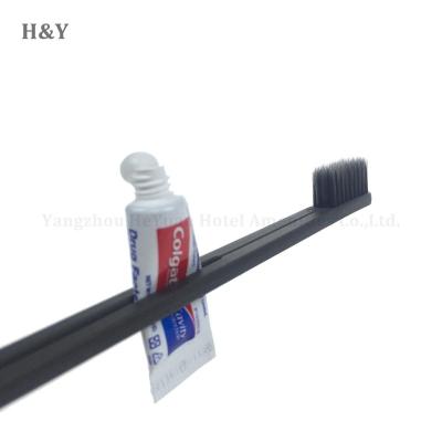 China Yangzhou Home Customized Handle Luxury Hotel Plastic Dental Set for sale