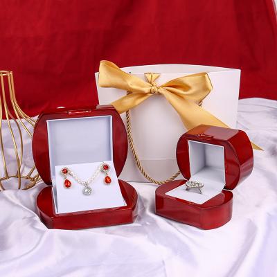 China Luxury Wooden Jewelery Packaging Display Jewelry Packaging Box with Logo Necklace Ring Earrings Velvet Jewelry Storage Gift Box Wooden Jewelry Box for sale