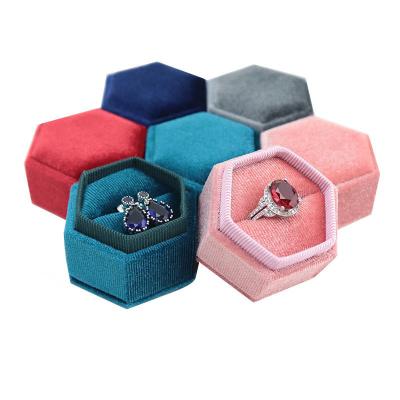 China Wholesale Custom Velvet Sundo Logo Engagement Gift Hexagon Velvet Jewelry Box For Ring Pendant for sale