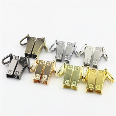 China Metal luggage hardware accessories left and right mobile earring hanging bag with bag side chain ring hanging buckle for sale