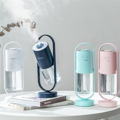 China Mini Air Humidifier 200ml USB Car Natural Humidifier Portable Air Home Humidifier for sale