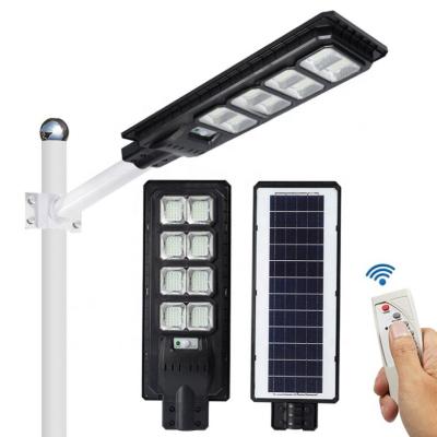 China Outdoor solar streets street light pole with solar turkey street viet bam ket lights with lithium battery peep (old) for sale