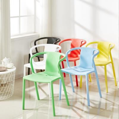 China Wholesale Plastic Dining Chair Polypropylene PP Quality Restaurant Single Stackable Plastic Chair White Stackable Chairs for sale