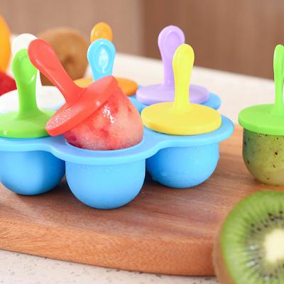 China Sustainable 7-Cavity Ice Pop Maker Forms Custom Kitchen Gadgets Silicon Ice Cream Popsicle Frozen Molds With Sticks for sale