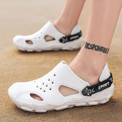 China Custom Sandal Flats Foam Shoes Wholesale Custom Logo Sandals Rubber Slippers Big Foot Slippers for sale