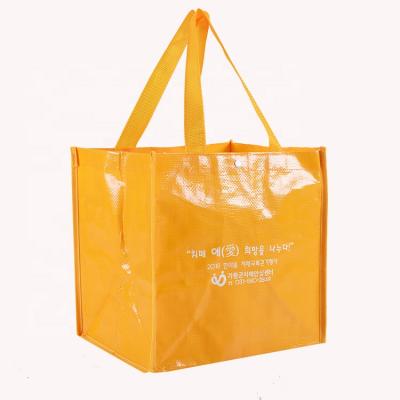 China Recyclable Custom Nonwoven Bag Eco-friendly Handled Oversized Logo Printed Tote Shopping Bag for sale