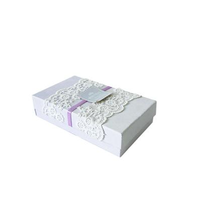 China Handmade High End Customized Wedding Favors Flower Gift Cardboard Packaging Paper Box for sale