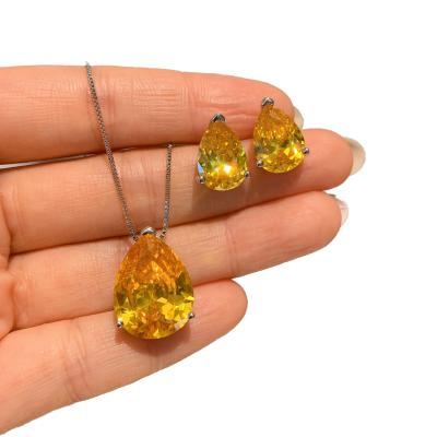 中国 Wholesale Pink Yellow Zircon Pendant Crystal Necklaces Vintage Diamond Pear Shaped Water Drop Jewelry Earrings 販売のため