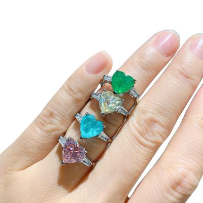 China Vintage Factory Jewelry Wholesale Heart Shaped Real Copper Love Gold Plated Emerald Fashion Zircon Ring Women for sale