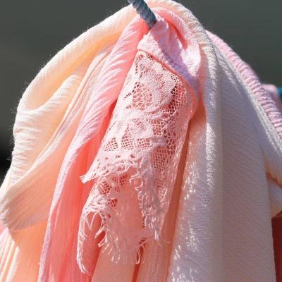 China 2021 new fashionable rayon crepe rayon scarf with lace rayon scarves hijab for sale