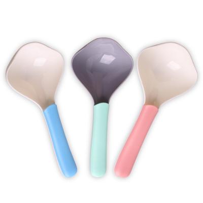 China New Viable ABS Material Contrast Color Design Large Capacity Pet Food Spoon for sale