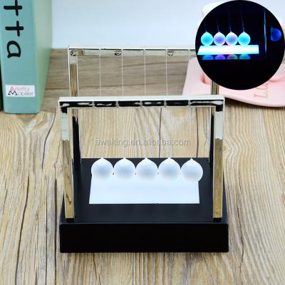 China Europe Light Newton's Cradle Balance Ball for sale