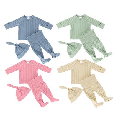 China 2022 Anti-Shrink New Design 0-3 Months Foofie Baby Set 3 Pcs Wide Organic Cotton Ribbed Hat Newborn Baby Soft Newborn Baby Clothes Set for sale