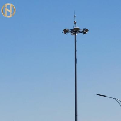 Cina Forma poligonale 28M 36M 40M Galvanized High Mast Palo in vendita