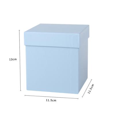 China Pure Color Recyclable Hot Selling Small Flower Gift Classy Fashionable Eco - Friendly Paper Box With Lid for sale