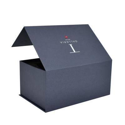 China Recyclable Custom Cardboard Magnet Gift Packaging Box With Magnetic Closure Lid for sale