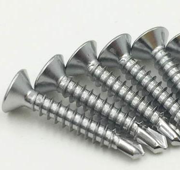 China Truss 4.8*19 mm (#8*3/4”) Galvanized CSK Flat Head Screws Self Drilling Screws C1022A Cheap Price for sale