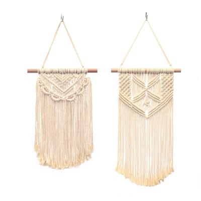 China Handmade Boho Hand Crafted Home Decor Cotton Woven Tapestry Wall Decoration Macrame Wall Hanging for sale