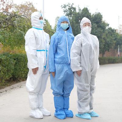 China Selling Breathable Like Hot Cakes Disposable Coverall CATIII Type5 Type6 Taped Coverall With Hood for sale