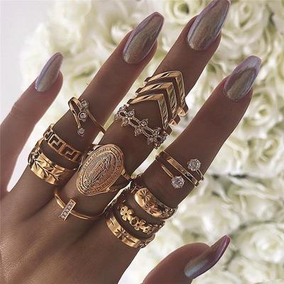 China Vintage 13 PCS Vintage Carved Rings Crystal Gemstone Stackable Rings Finger Mid Knuckle Ring Set for sale