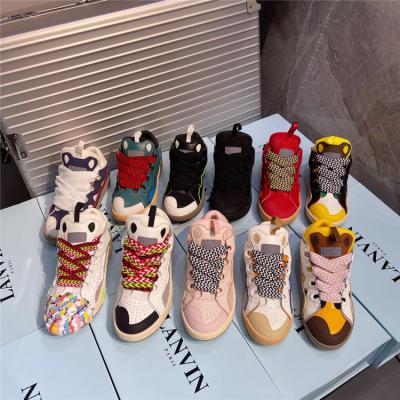 China 2022 Fashion New Trend High Quality Tender Couple Casual Skateboarding Shoes For Men Custom Made Sneakers for sale