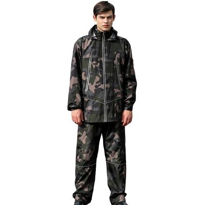 China New Fashion Eco-friendly Adults Raincoat Suit Zipper Camouflage Style for sale