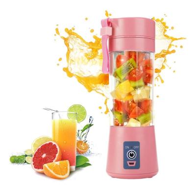 China Viable Mini Blender Portable Blender Cup Bottle Kitchen Household Fruit Food Blender Handy Juicer for sale