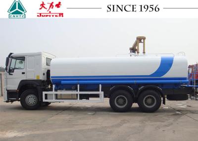 China Sprinkler-LKW mit Rechtslenkung SINOTRUK HOWO 20CBM 6X4 zu verkaufen