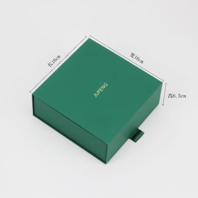 China Gift & High Quality Custom Eyelash Boxes Gold Foil Velvet Jewelry Box Vendor Logo Necklace Box Customized Craft Factory Price 8x10x3.5cm for sale