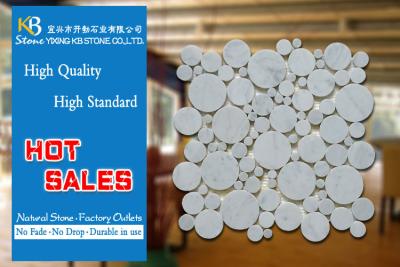 China Irregular Round White Carrara Marble Tile Meshed On 12 x 12 Wall Decoration for sale