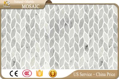 China Verde beige del rojo anaranjado de la teja de mármol blanca de mármol waterjet del mosaico de la forma de hoja en venta