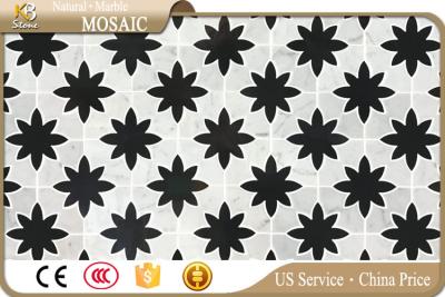 China Decoración de mármol waterjet negra pura natural de la pared del mosaico de Carrara en venta