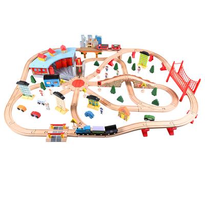 China 118pcs Best Slot Toy Train Set Wooden Train Set Railway Toy For Children Kids Playing Educational Toys for sale