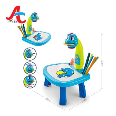 China Kid Plastic Educational Toys Multifunctional Projector Drawing Board with Pens for sale