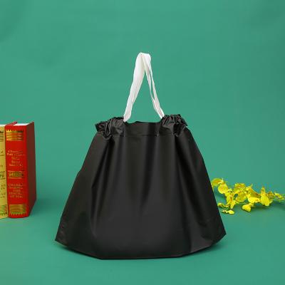 China Fashion Waterproof Oilproof Eco - Friendly Waterproof Design Heat Seal Non Woven Takeout Bag for sale