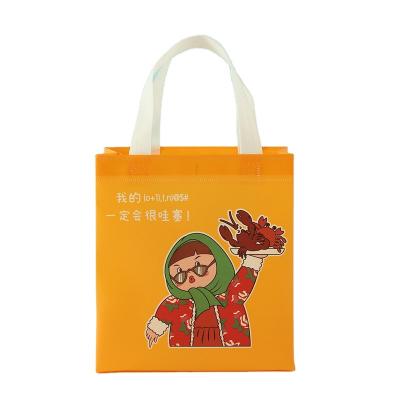 China Customized Standard Size Recyclable Foldable Non Woven Tote Shopper Bags for sale