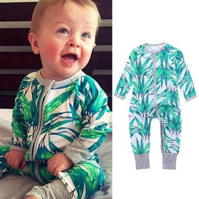 China 2022 New Arrival Cozy Newborn Clothing Wholesale Breathble Cotton Pajamas Organic Onesie Printed Baby Clothes Ins Toddlers Baby Rompers for sale