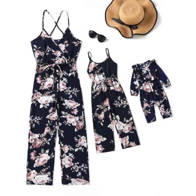 Κίνα Hotsale Mom And Daughter Matching Clothes Little Sister Deep V sling Jumpsuit Parent-child Wear προς πώληση