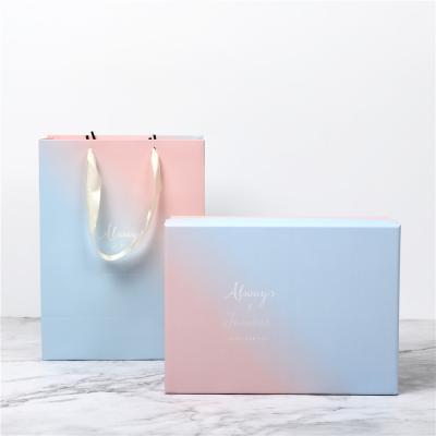 China High Quality Customer Luxury printed colorful two pieces based and lid packaging gift box for sale