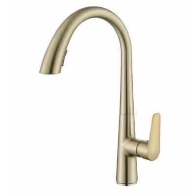 China Pull Out Spray Brass Chrome Plated Water Tap Single Handle Pull Out Kitchen Sink Hot And Cold Water Faucet for sale