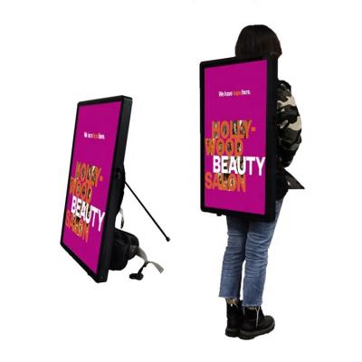 China Backpack wholesale advertising screen game video maker low price 32inch walking billboard led sign player for sale