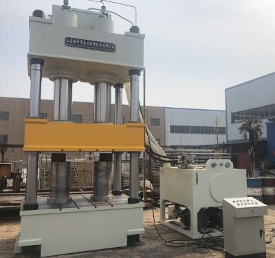 China 800T four-column water tank press 800t three-beam four-column hydraulic press en venta