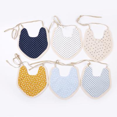 China Linen Cotton Anti Saliva Pouch Spitting Baby Bib for sale