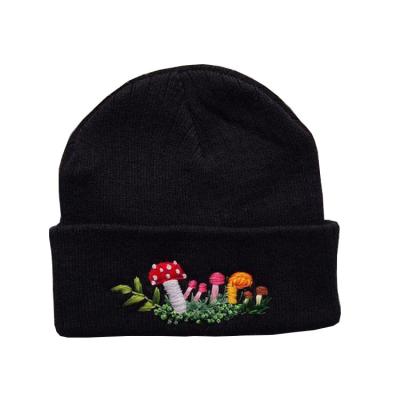 Chine 2020 fashion custom embroidery beanie hat flower mushroom embroidered women girl cashmere winter hat à vendre