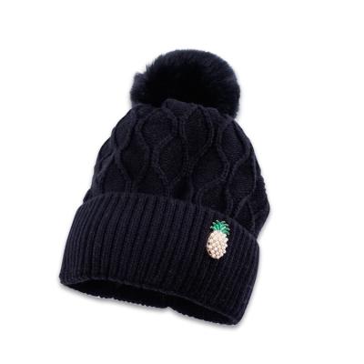 중국 polyester Weed polo winter plain pom knitted beanie hat 판매용