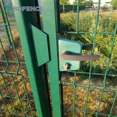 China High Security Prism 3d Fence Panels Pvc Coated Metal Wall Fencing Panel Trellis Steel Galvanized 3d Netting Roof Top Fen for sale