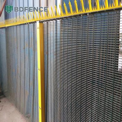 China Galvanized clearvu high security 358 anti climb fence plastic coated metal prison mesh clear vu view fence no climb anti-climb for sale