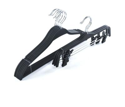 China Eco-friendly suit clothes hanger 1 set plastic hanger and rubber coating hanger pants hanger for sale