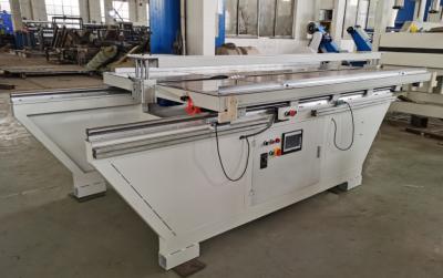 China Honeycomb Board V Notching Machine 1800mm 4.4x2x1.4m Installation Dimension for sale