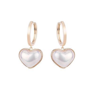 China Heart Earrings Real Gold Plated AAA Zircon Heart Shape Jewelry Earrings Bead Earrings 2021 Pearl Circle Earrings for sale